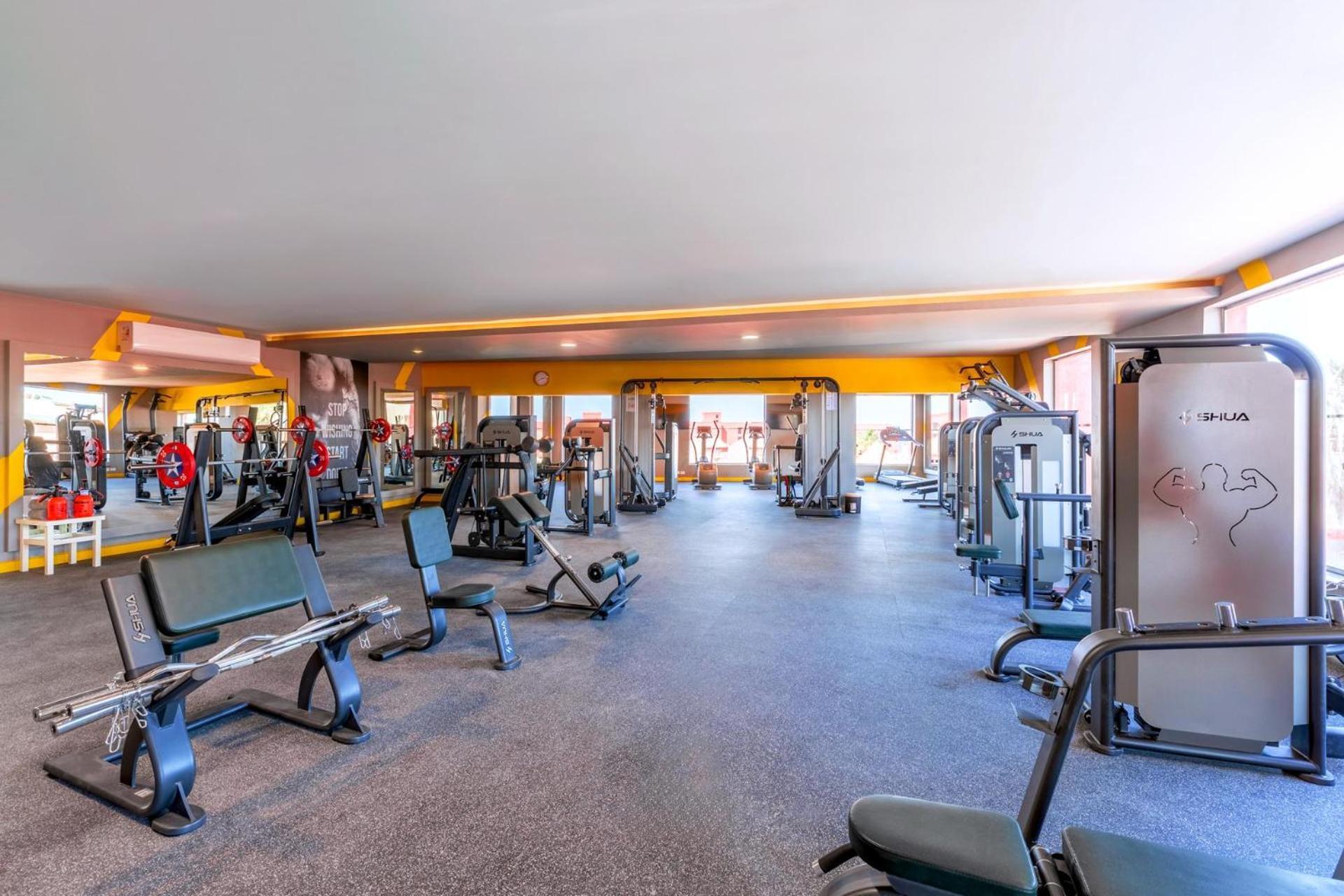 Pickalbatros Laguna Vista Aqua Park ชาร์มเอลชีค ภายนอก รูปภาพ The gym at the hotel
